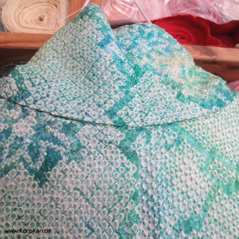 Full Shibori Seidendamast Blätternetz Komon Kimono