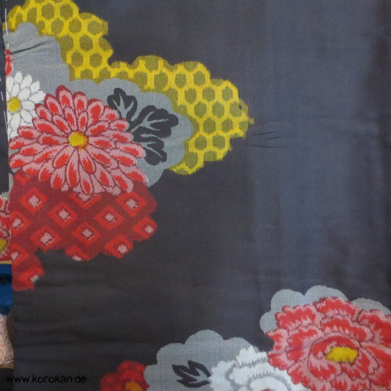 Päonien in Wolken auf schwarz Meisen Haori Kimono Jacke