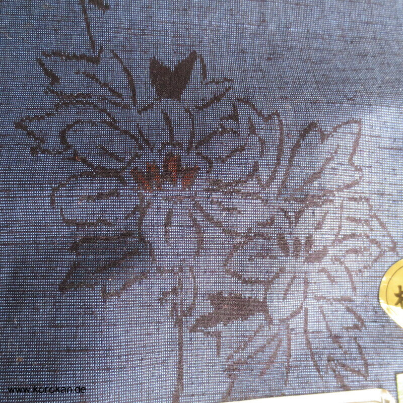 Blütenranken Kasuri Tsumugi Kimono Seide, originalgeheftet