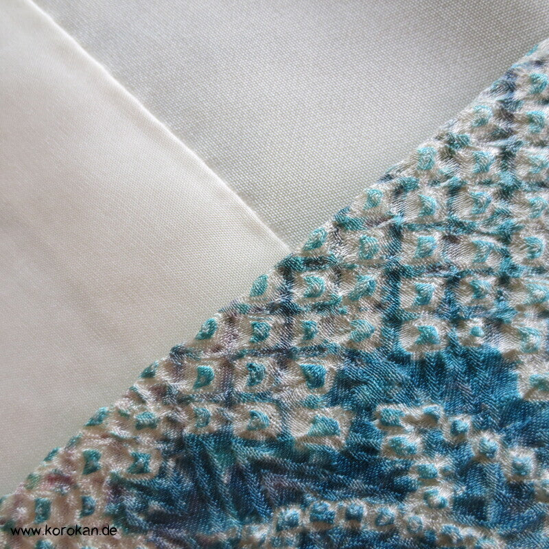 Full Shibori Seidendamast Blätternetz Komon Kimono