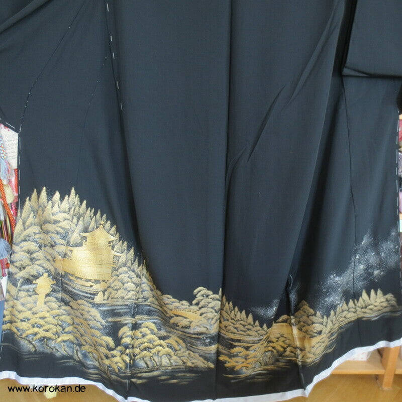 Tomesode, Tempellandschaft Seiden Karieba