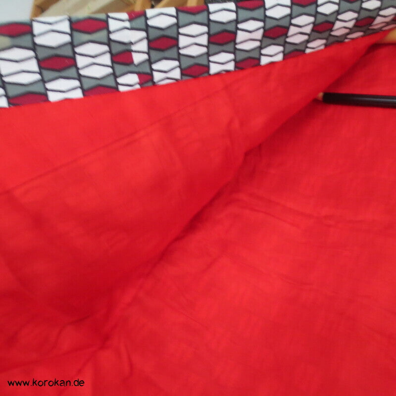 geometrischer antiker Seidencrepe Komon Kimono, rotes Futter