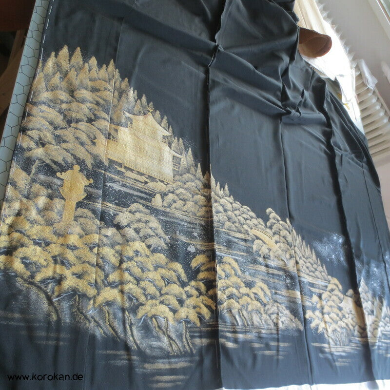 Tomesode, Tempellandschaft Seiden Karieba