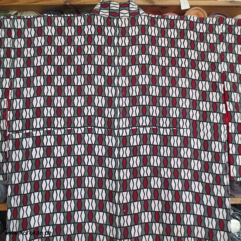 geometrischer antiker Seidencrepe Komon Kimono, rotes Futter