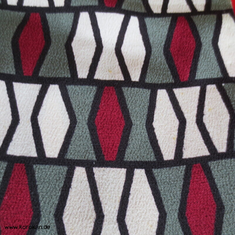 geometrischer antiker Seidencrepe Komon Kimono, rotes Futter