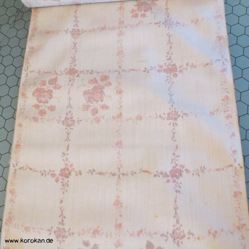 Blüten Rechteckgitter Kasuri Tsumugi Kimono Seide, originalgerollt