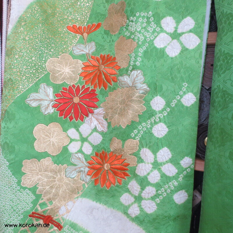 Golddruck und -stickerei Seidendamast Furisode Kimono