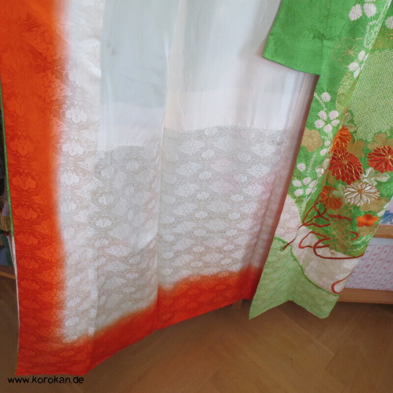 Golddruck und -stickerei Seidendamast Furisode Kimono