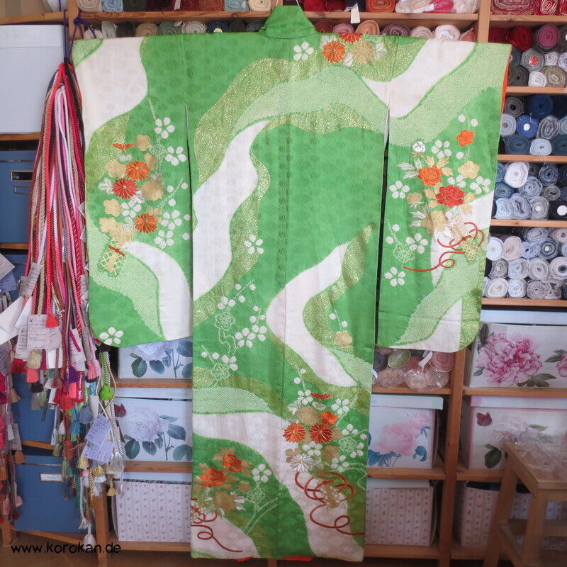 Golddruck und -stickerei Seidendamast Furisode Kimono