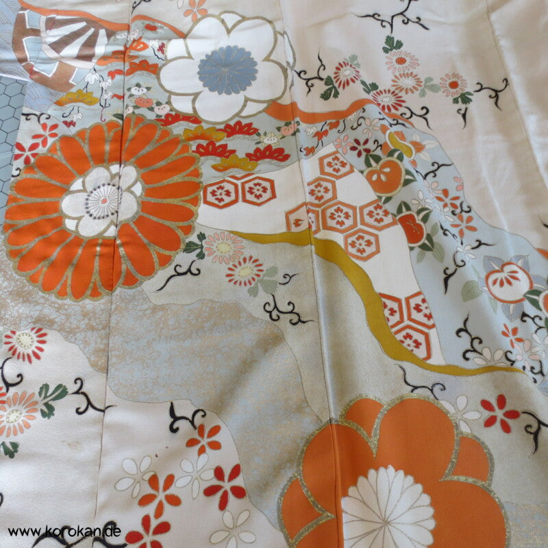 Genji Guruma, Chrysantheme, Gold Homongi