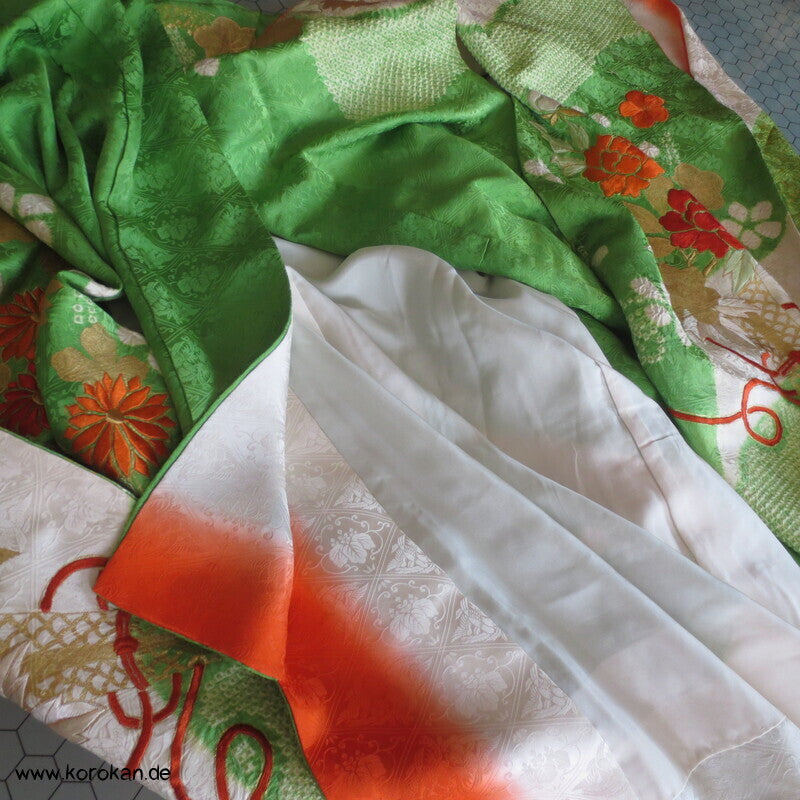 Golddruck und -stickerei Seidendamast Furisode Kimono