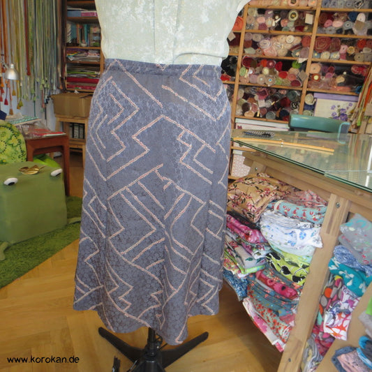 Shibori Rinzu Seide 8 Bahnenrock