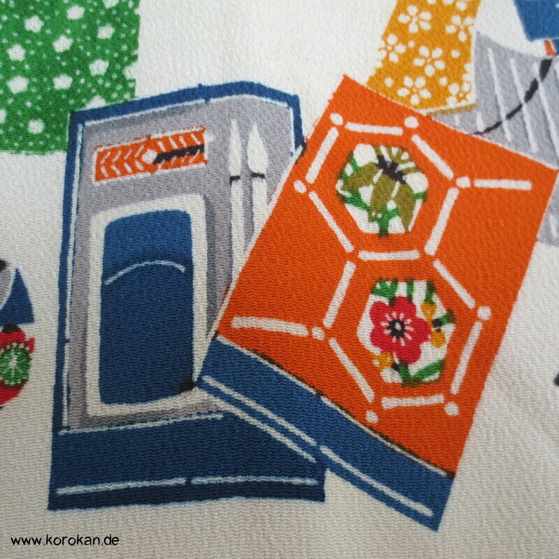 Schönheitsutensilien, Spiegel, Schere, Papier Seidencrepe Komon Kimono