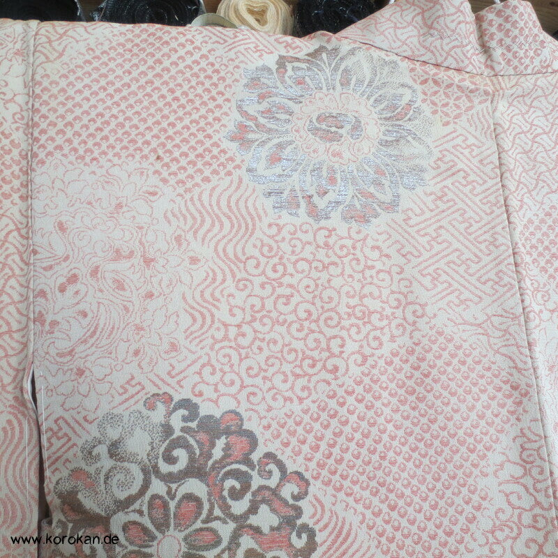 Kiribame und Blumen Brokat Haori