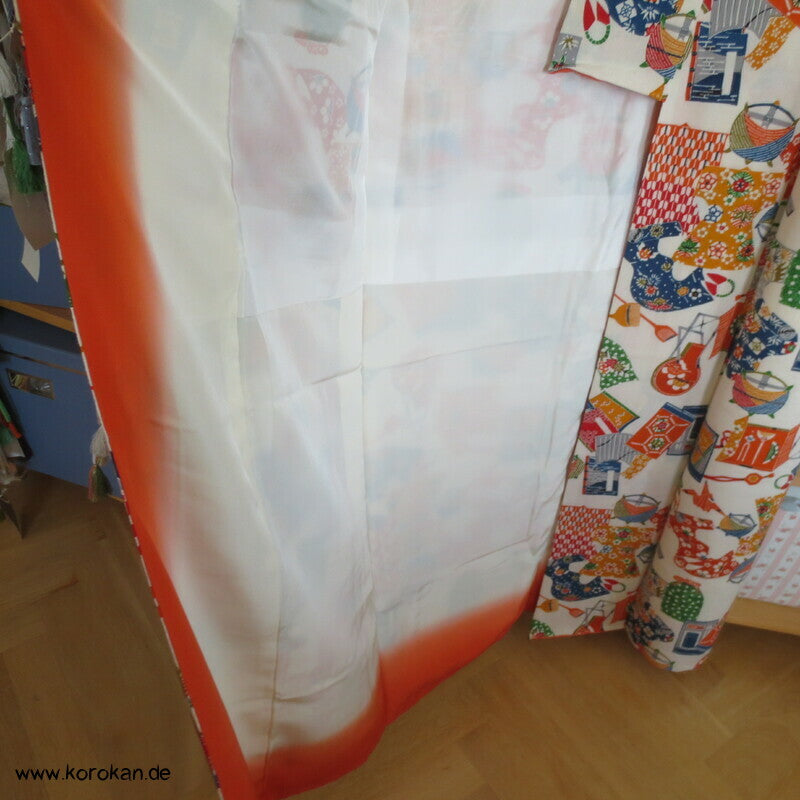 Schönheitsutensilien, Spiegel, Schere, Papier Seidencrepe Komon Kimono