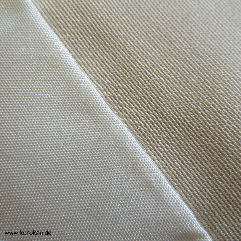 Ume Zweige, Goldflecken Homongi Kimono