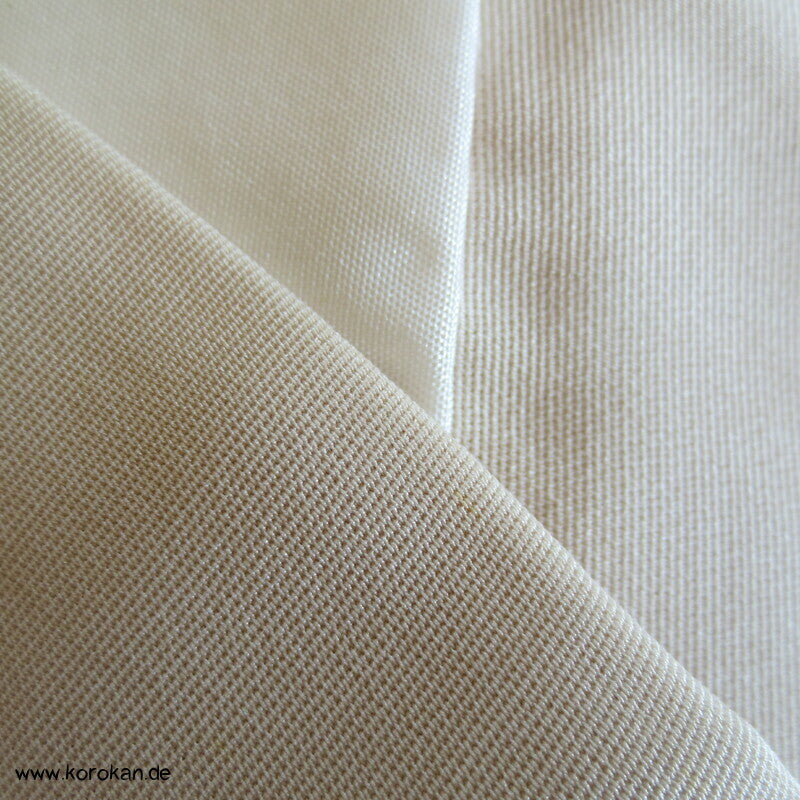 Ume Zweige, Goldflecken Homongi Kimono