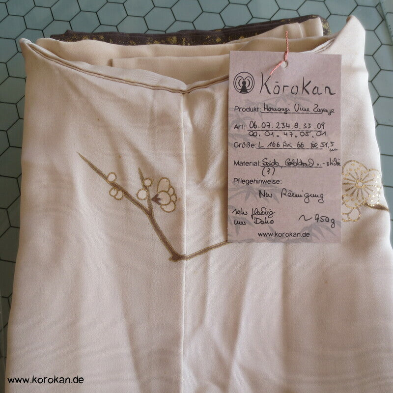 Ume Zweige, Goldflecken Homongi Kimono