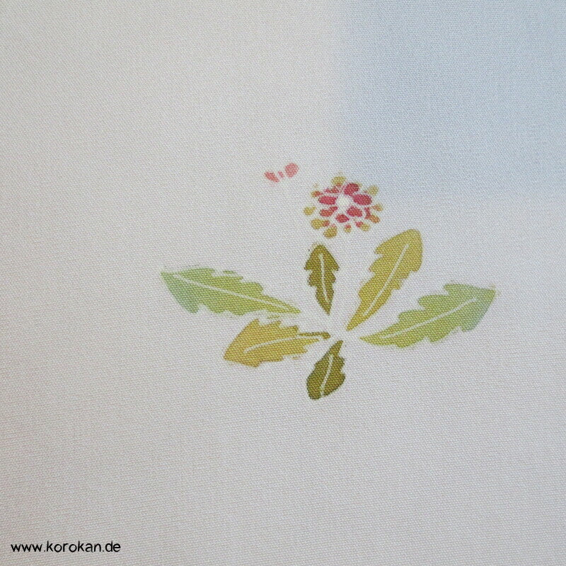 Blümchen auf blassrosa Juban Kimono Seiden Karieba