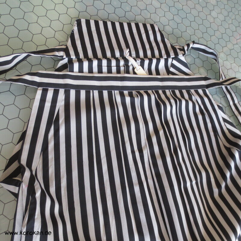 hellgrau schwarz gestreifte Hakama - Umanori Hosen-Typ