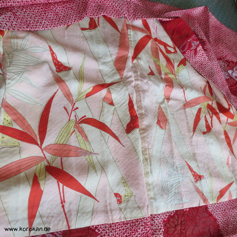 Full Shibori Haori mit Urushi Elementen Blüten auf Seidendamast