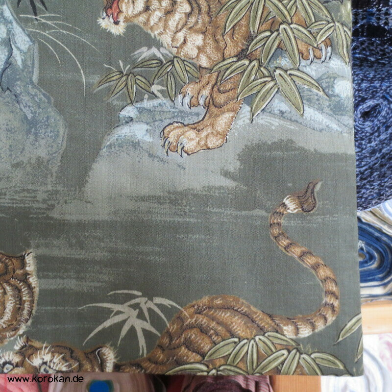 maunzende junge Tiger Juban Unterkimono Wollmuslin