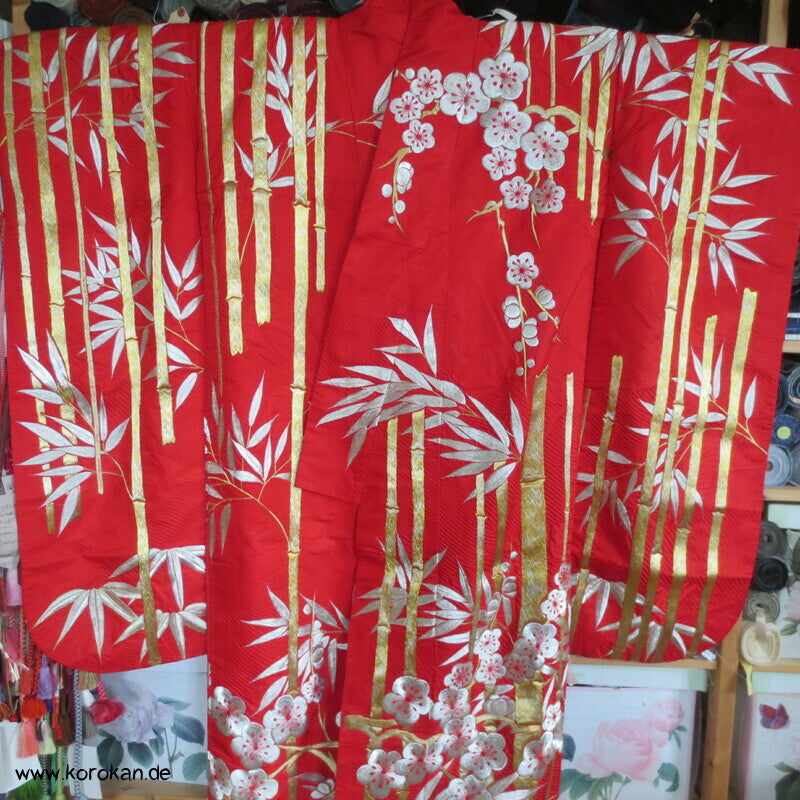 Uchikake - Kimono Hochzeitsmantel, Bambus Stickerei auf Kranich Seidendamast