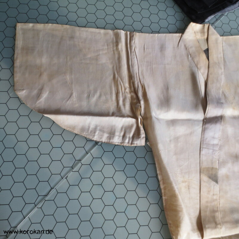 antiker Kimono Juban für kleine Jungen, springende Koi