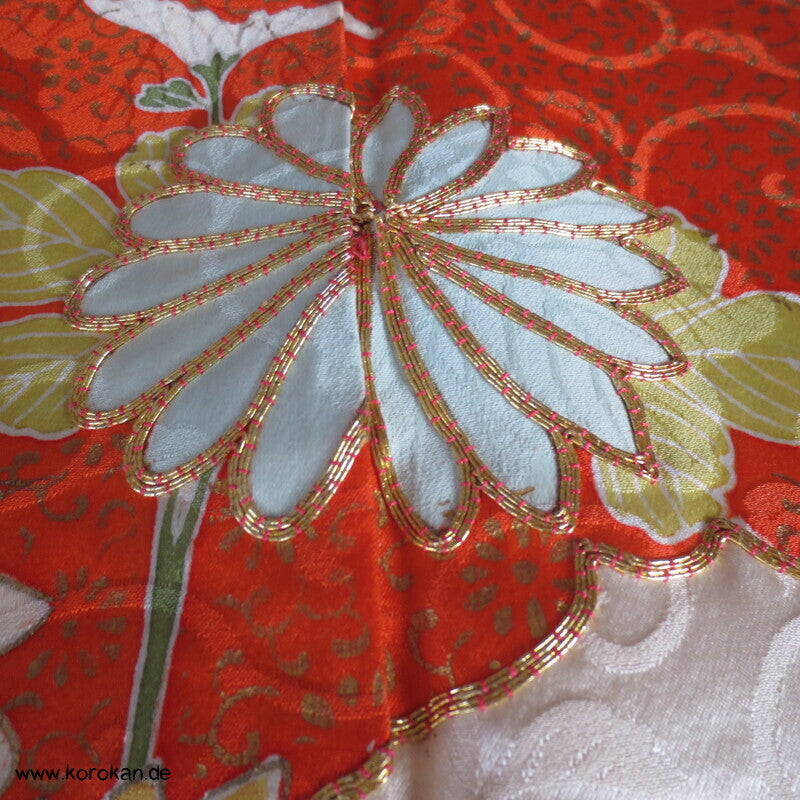 Wolken und 4 Jahreszeiten Rinzu Seiden Damast Furisode