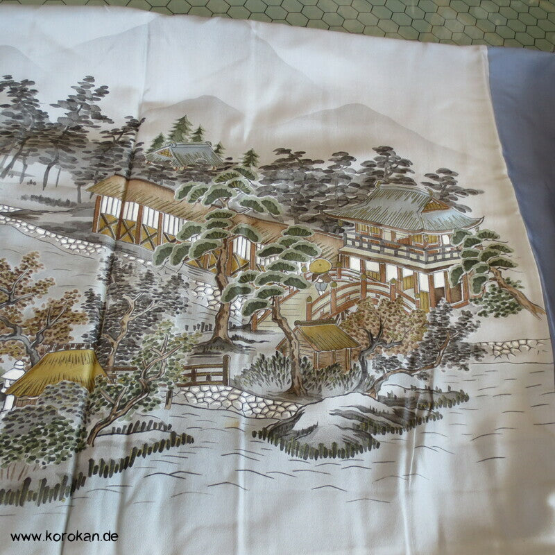 Kimono und Haori Set in blau schwarzer Kasuri Tsumugi Seide, Haus am Wasser