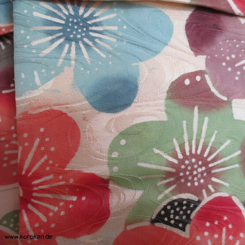 bunte Sakura Blüten auf Wellen Seiden Damast Furisode Kimono