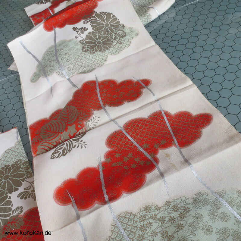 Wolken mit Gold und Silberdruck Kimono Seide, aufgetrennt