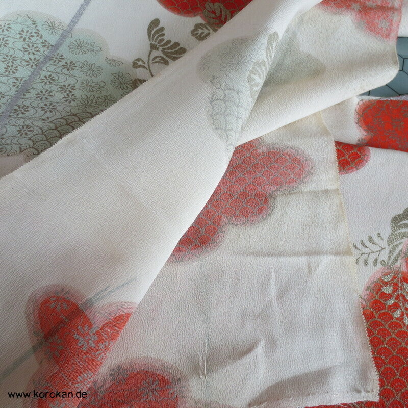 Wolken mit Gold und Silberdruck Kimono Seide, aufgetrennt