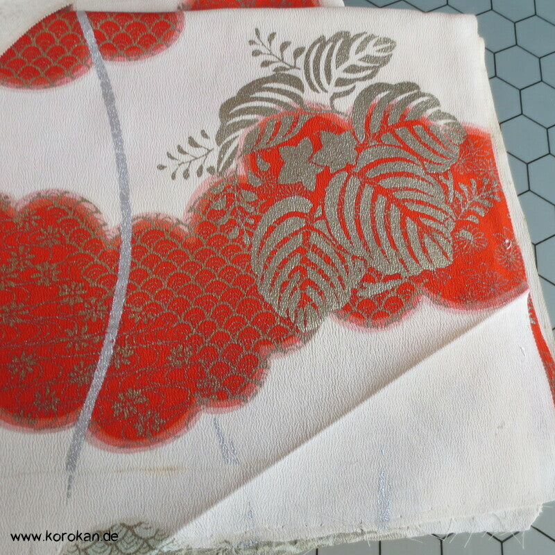 Wolken mit Gold und Silberdruck Kimono Seide, aufgetrennt