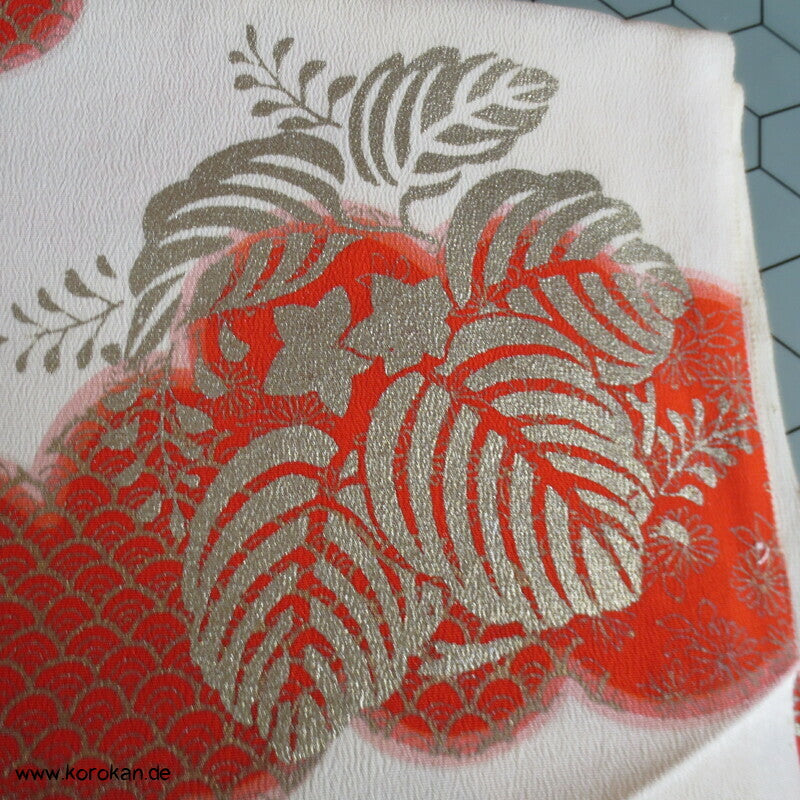 Wolken mit Gold und Silberdruck Kimono Seide, aufgetrennt