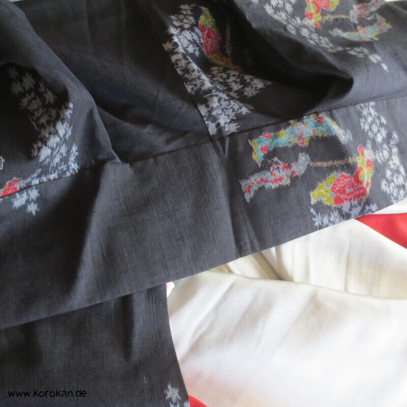 Kasuri Japanerinnen Tsumugi Seiden Kimono
