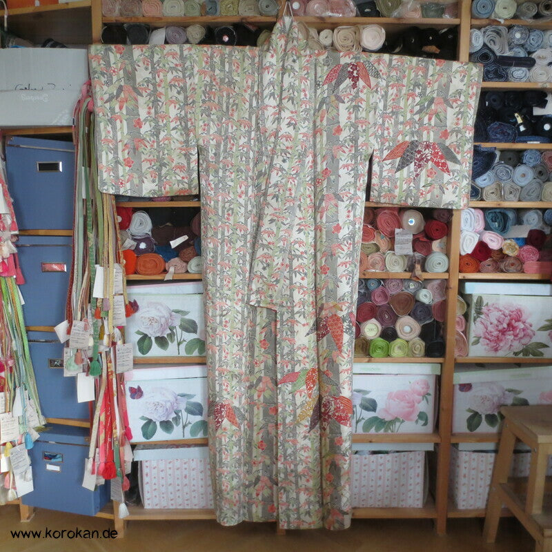 Bambusdickicht Seidensatin Homongi Kimono