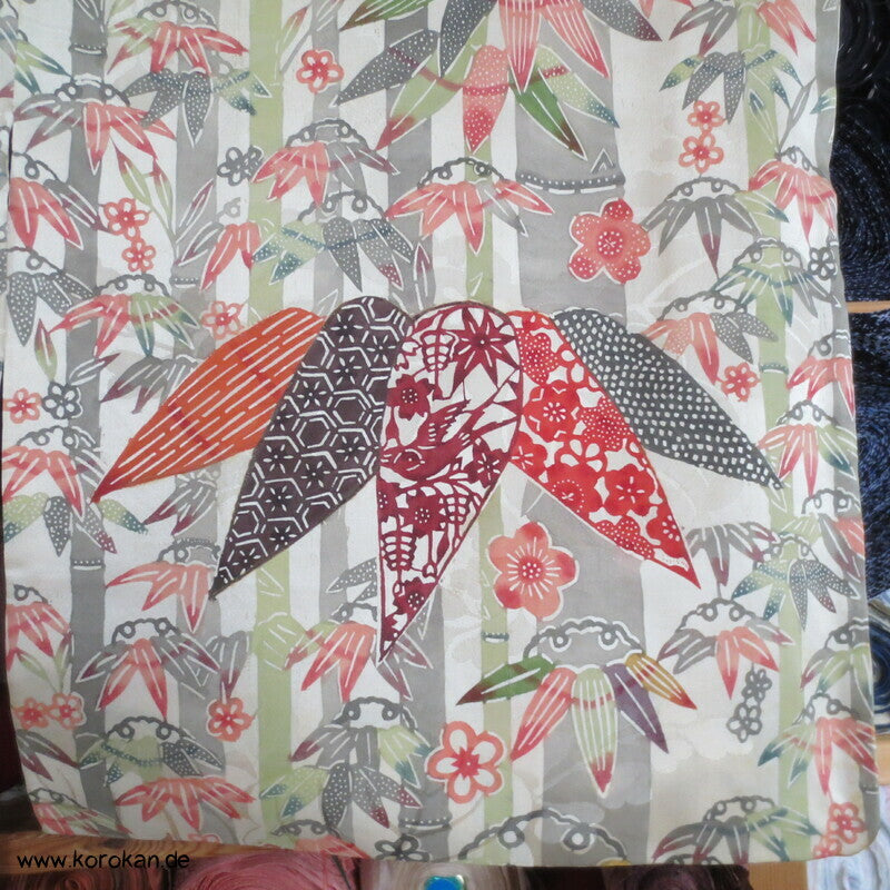 Bambusdickicht Seidensatin Homongi Kimono