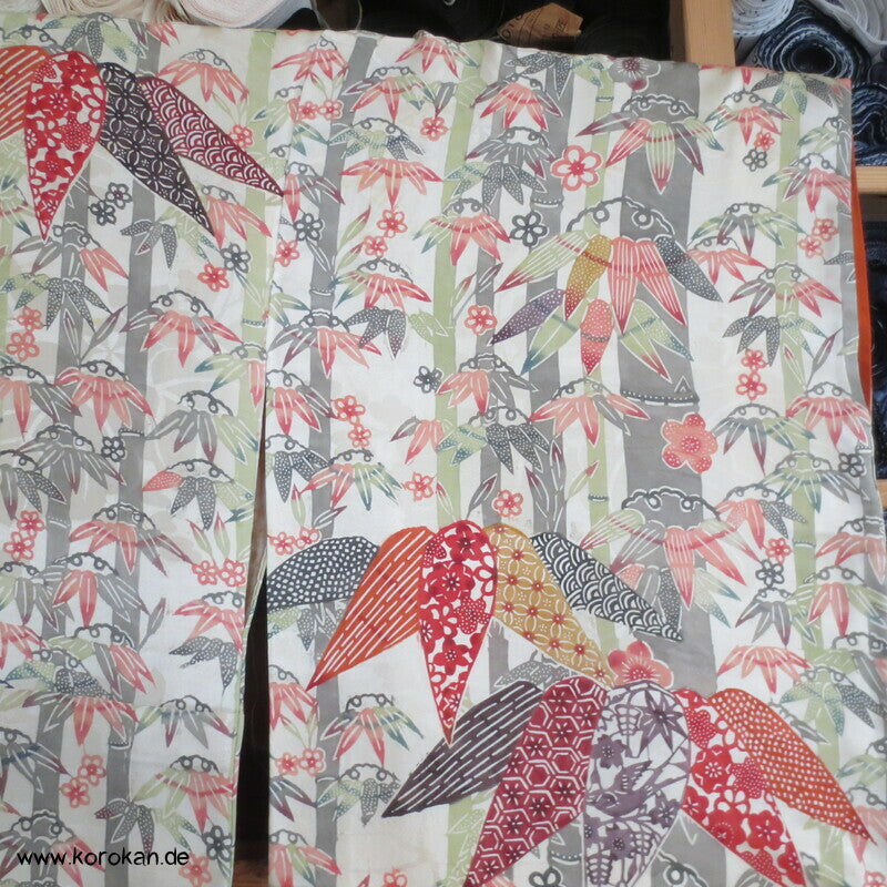 Bambusdickicht Seidensatin Homongi Kimono