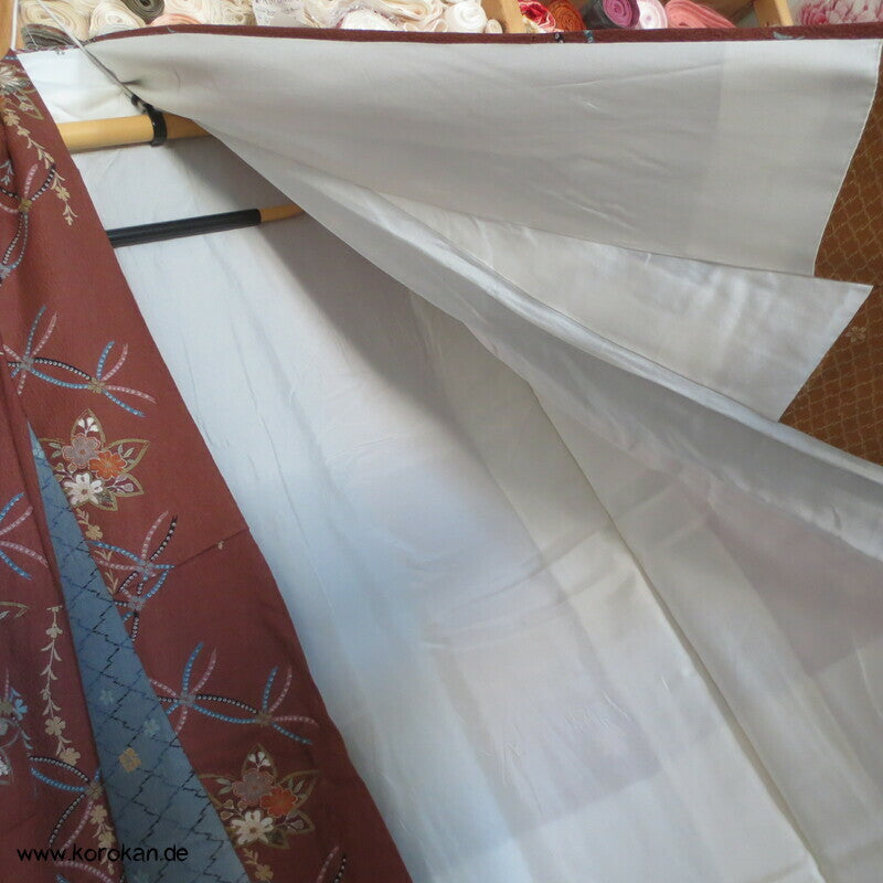 Yamato gemusterte Streifen Seidencrepe Komon Kimono