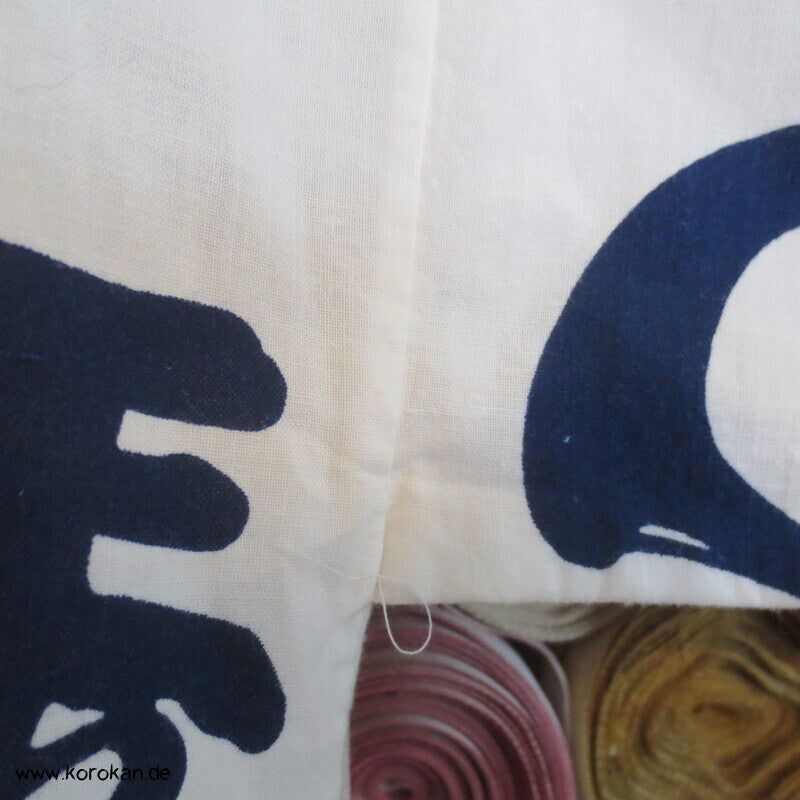 Yukata / Nemaki Schlaf Baumwoll Kimono, Kanji auf weiß