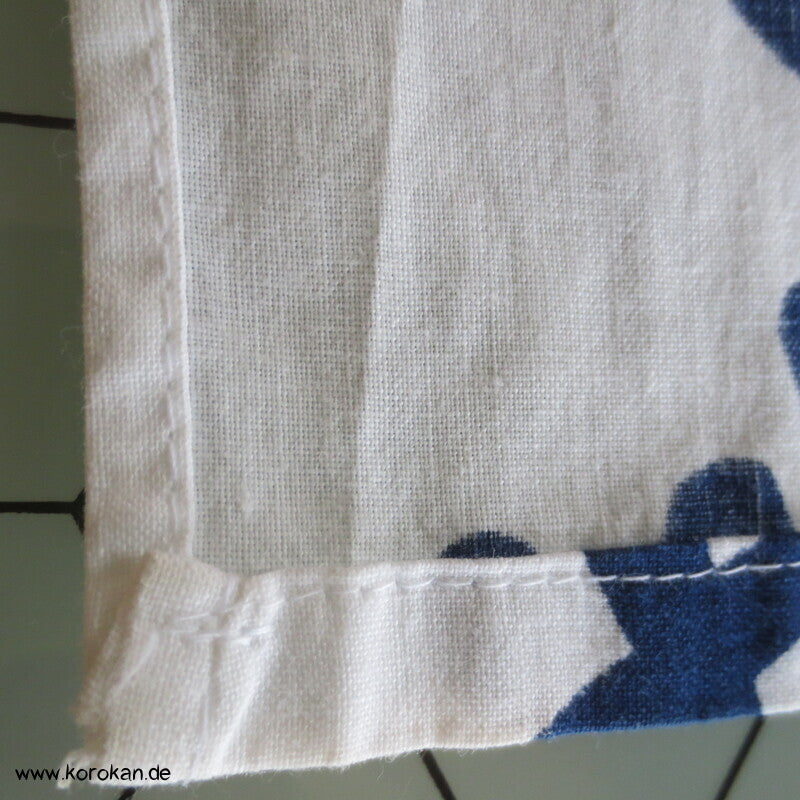 Yukata / Nemaki Schlaf Baumwoll Kimono, Kanji auf weiß