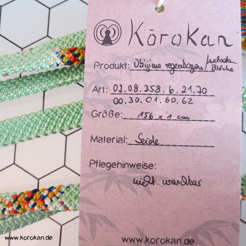 regenbogen Abschnitte auf jade Obijime, geflochten