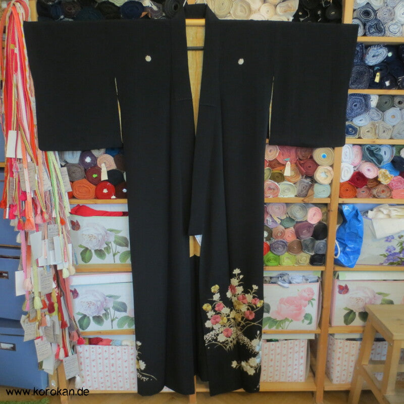 Nadeshiko Grasnelken Stickereien Tomesode Kimono