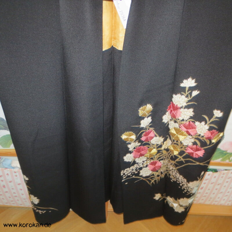 Nadeshiko Grasnelken Stickereien Tomesode Kimono