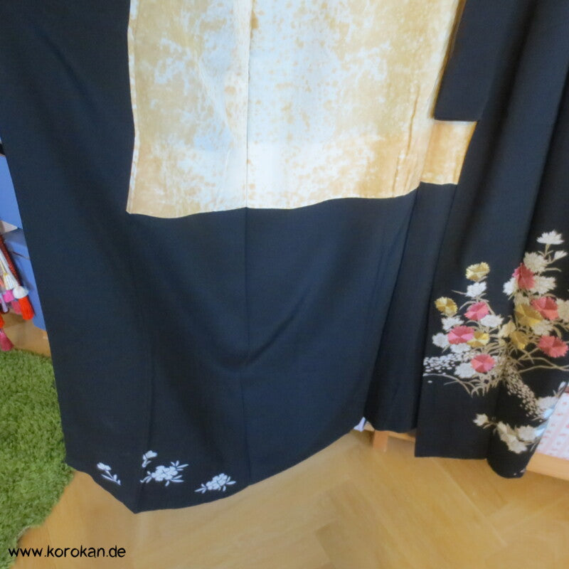 Nadeshiko Grasnelken Stickereien Tomesode Kimono