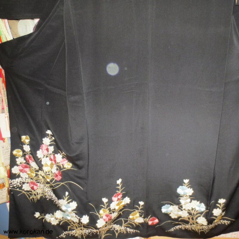 Nadeshiko Grasnelken Stickereien Tomesode Kimono
