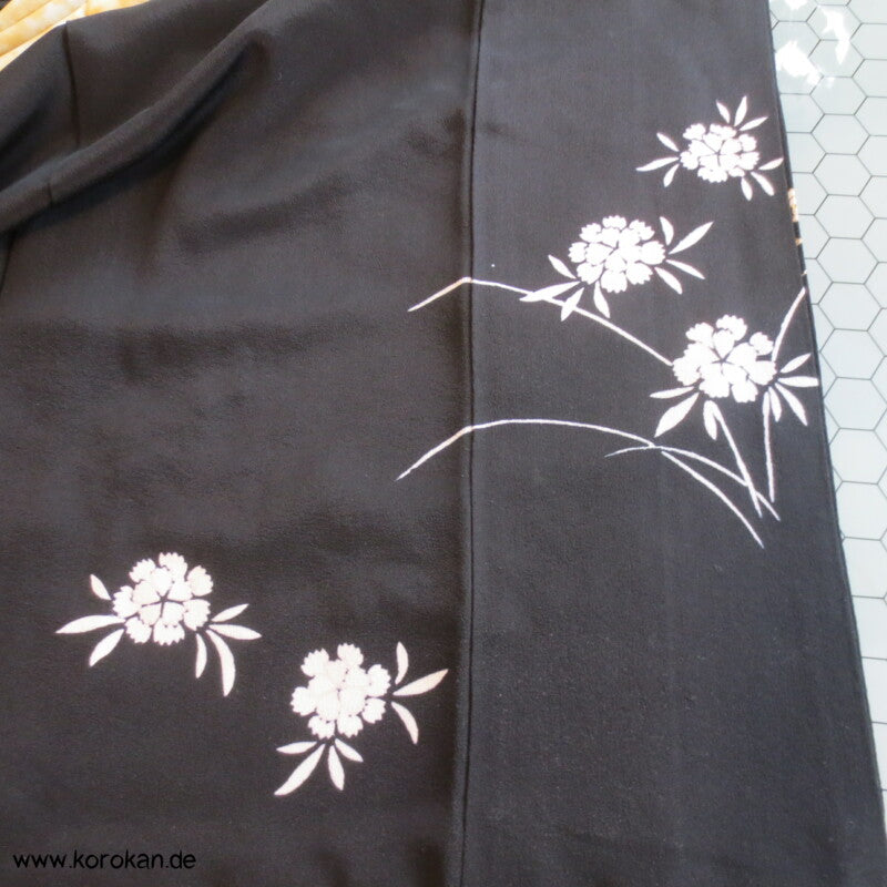Nadeshiko Grasnelken Stickereien Tomesode Kimono