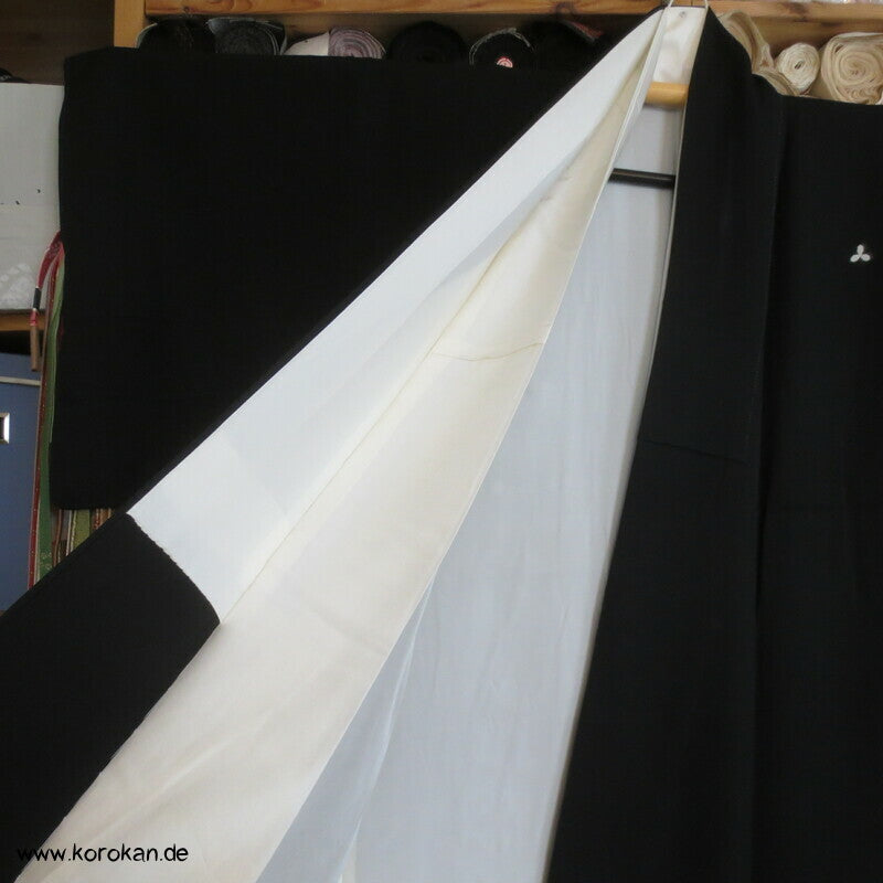 gewebte 4 Jahreszeiten Seidenbrokat Tomesode Kimono